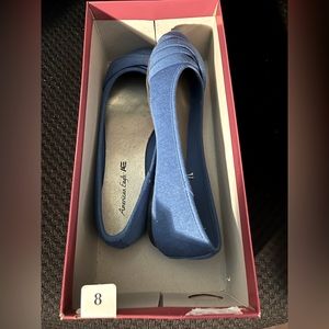 American Eagle Blue Flats